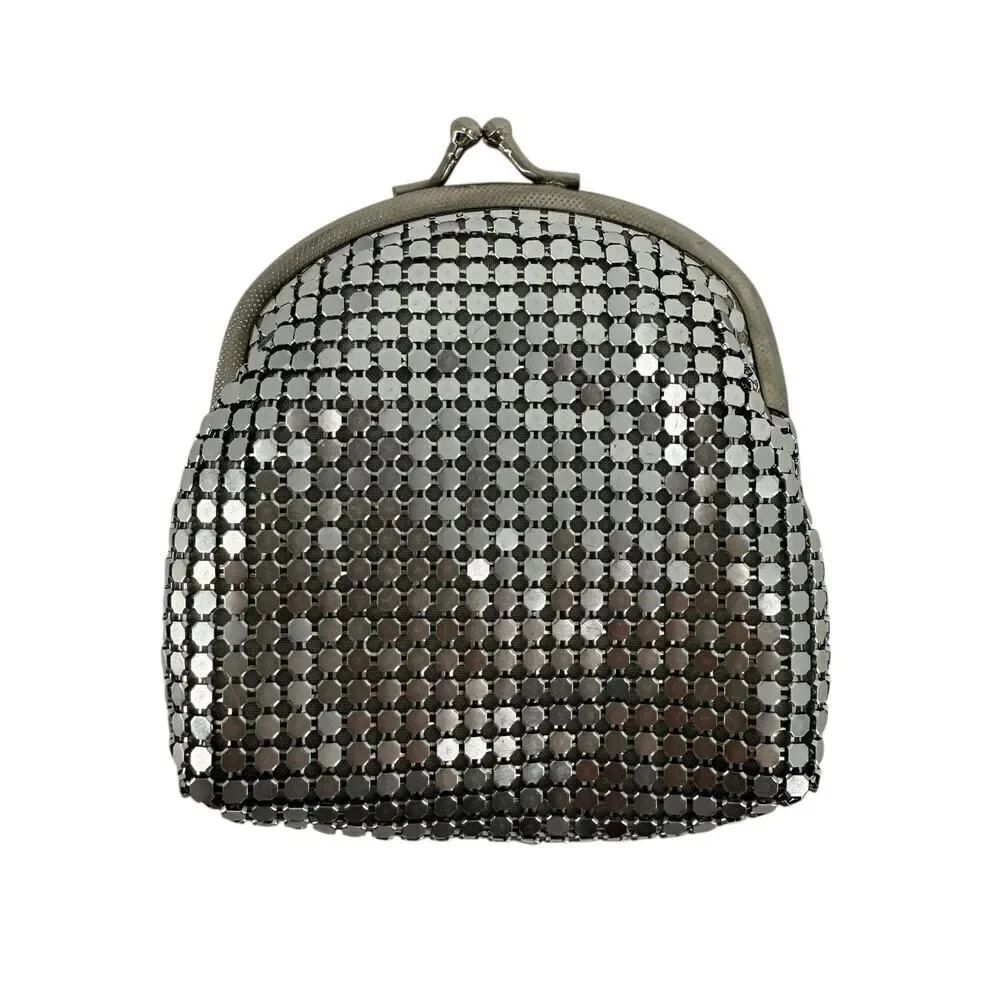 Warren Reed Vintage Coin Purse Silver Kisslock Clamshell Metallic Chain Link Bag